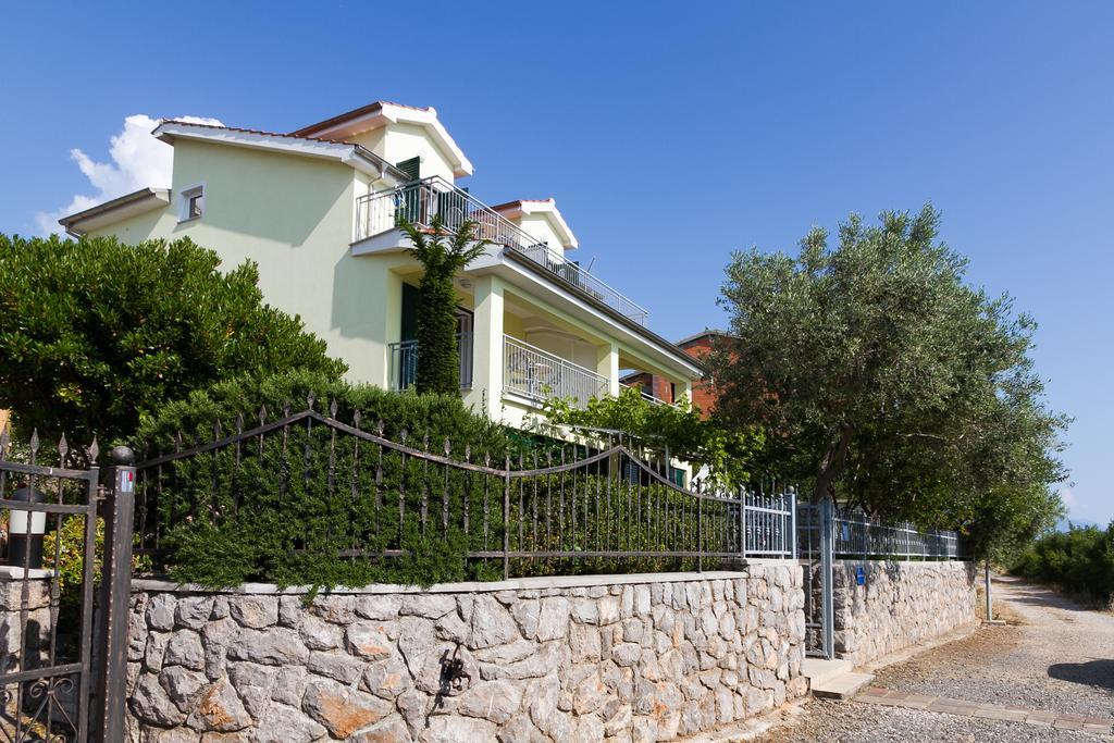 Apartments Vukelic Klenovica Exterior foto